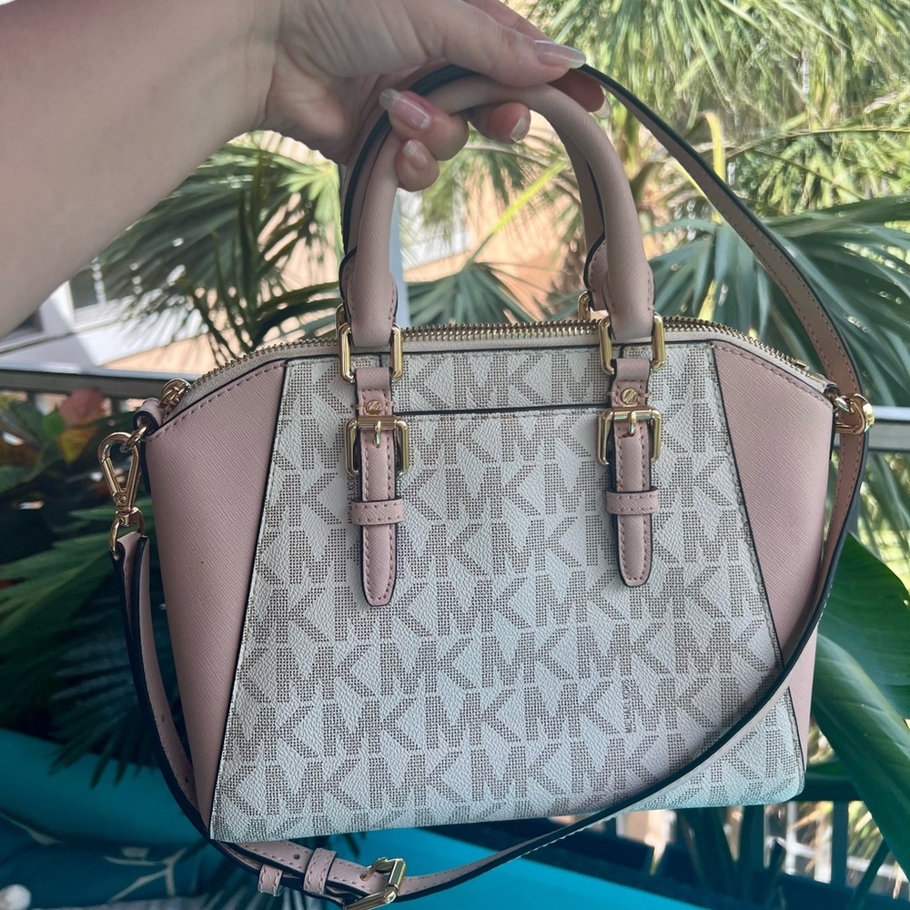 Michael Kors Pink and Cream Satchel Bag - Picture 3 of 16